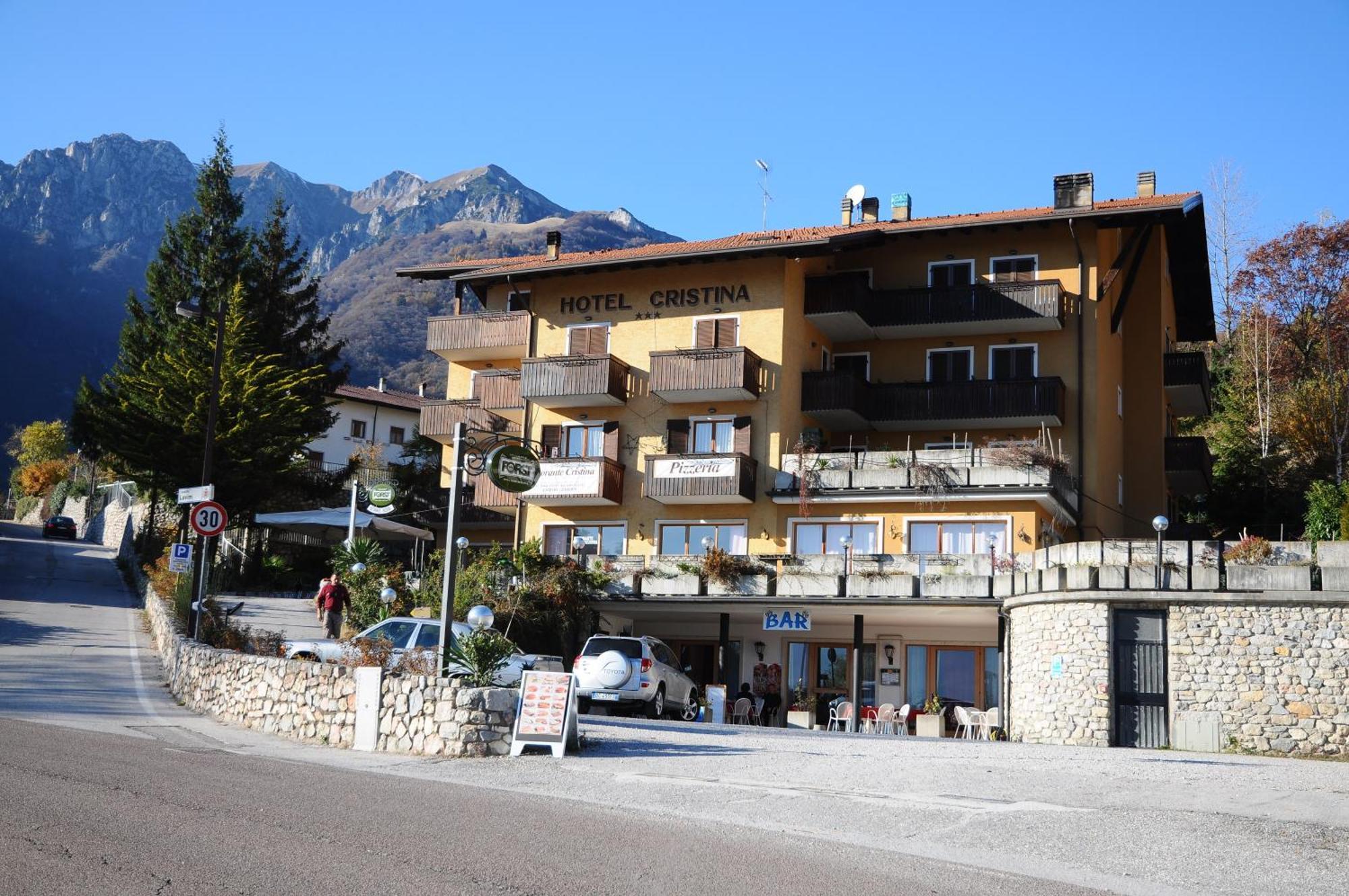 Hotel Cristina Tenno Exterior foto